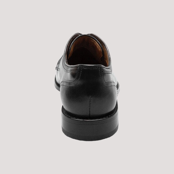 Men\'s Florsheim Conetta Cap Toe Oxford in Black Leather. 12197 001 main image 5